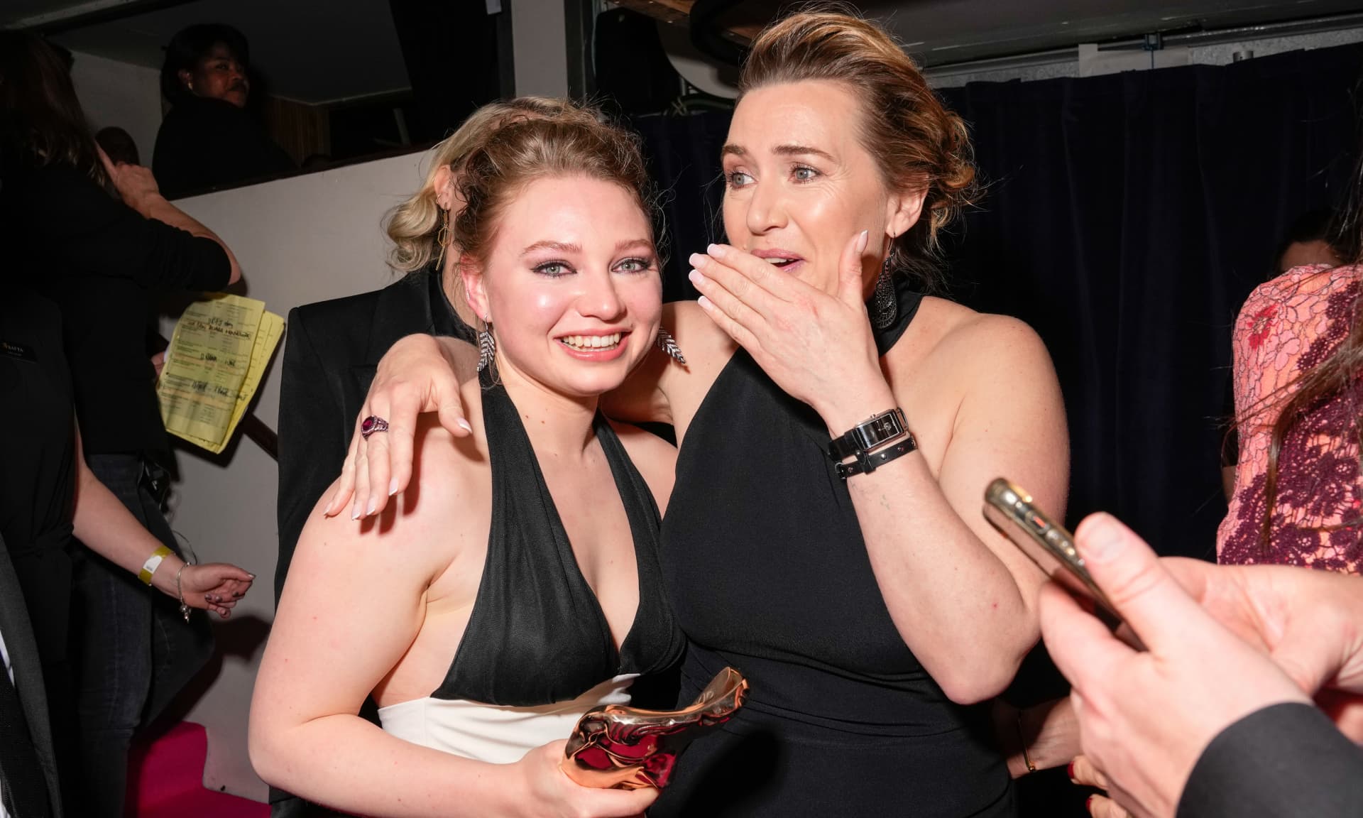 Mia Threapleton and Kate Winslet