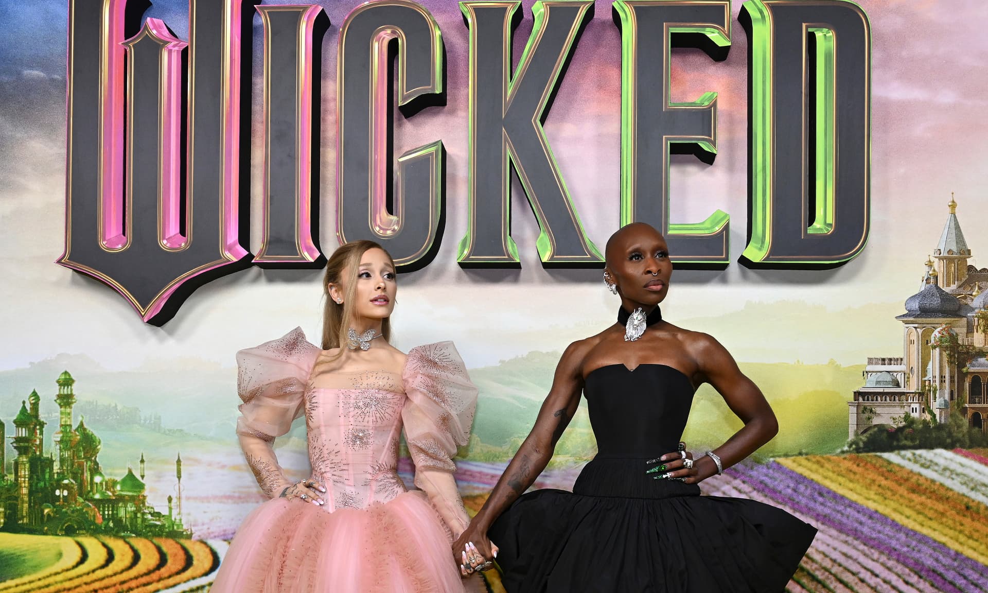 Ariana Grande and Cynthia Erivo